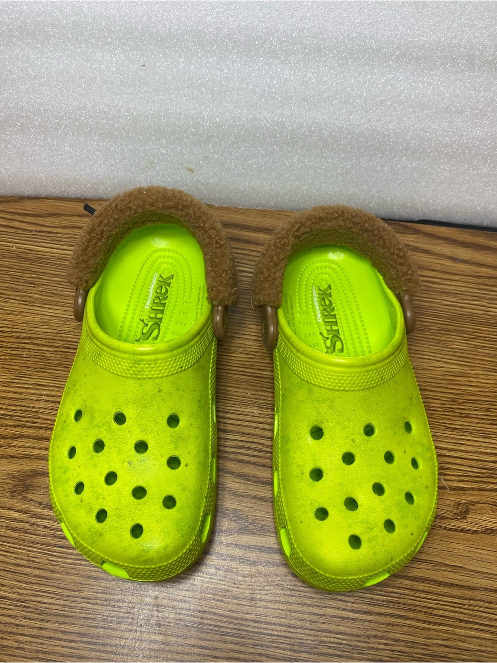 DreamWorks X Crocs Classic Clog Shrek Green Lime Mens Size 5 Womens Size 7